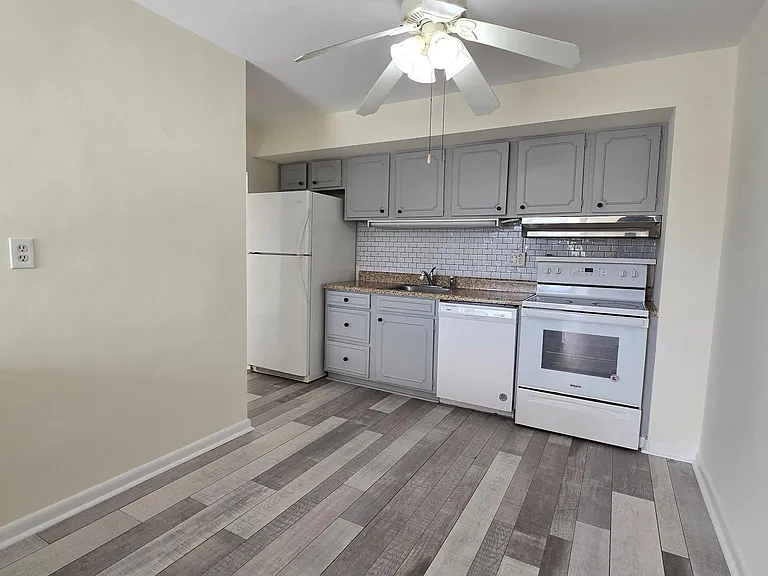 111 Chestnut St #609 — Photo 22