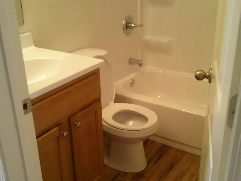 Yorktowne Apartments — Photo 47