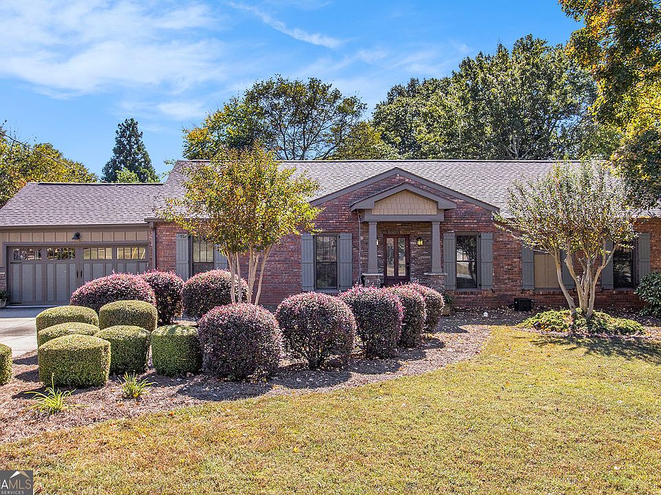 1st image of 335 Stonebridge Trl