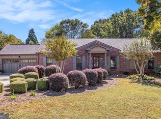 335 Stonebridge Trl, Roswell, GA 30075