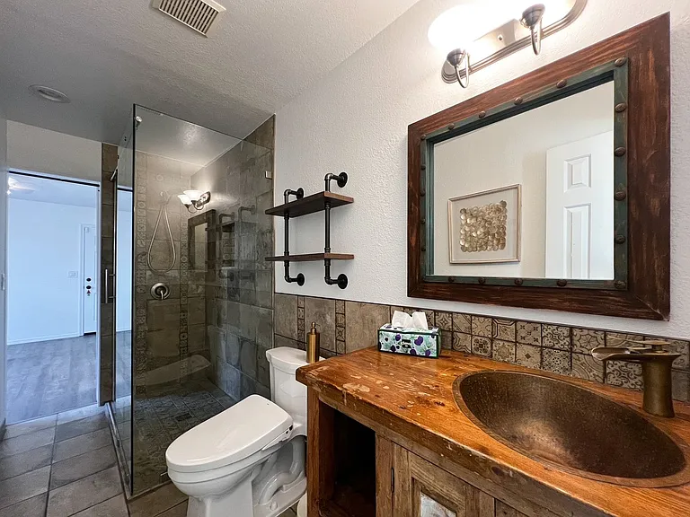 716 La Homa Dr — Photo 8