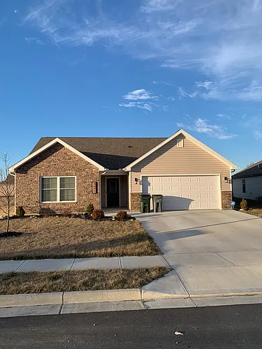 2697 Executive Dr Photo 1