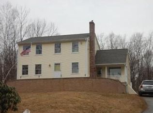 173 Ragged Hill Rd, West Brookfield, MA 01585