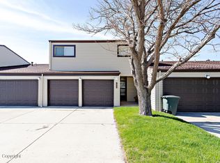 1032 E 9th St, Gillette, WY 82716