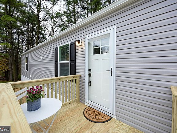 2nd image of 613 Theozel Ln