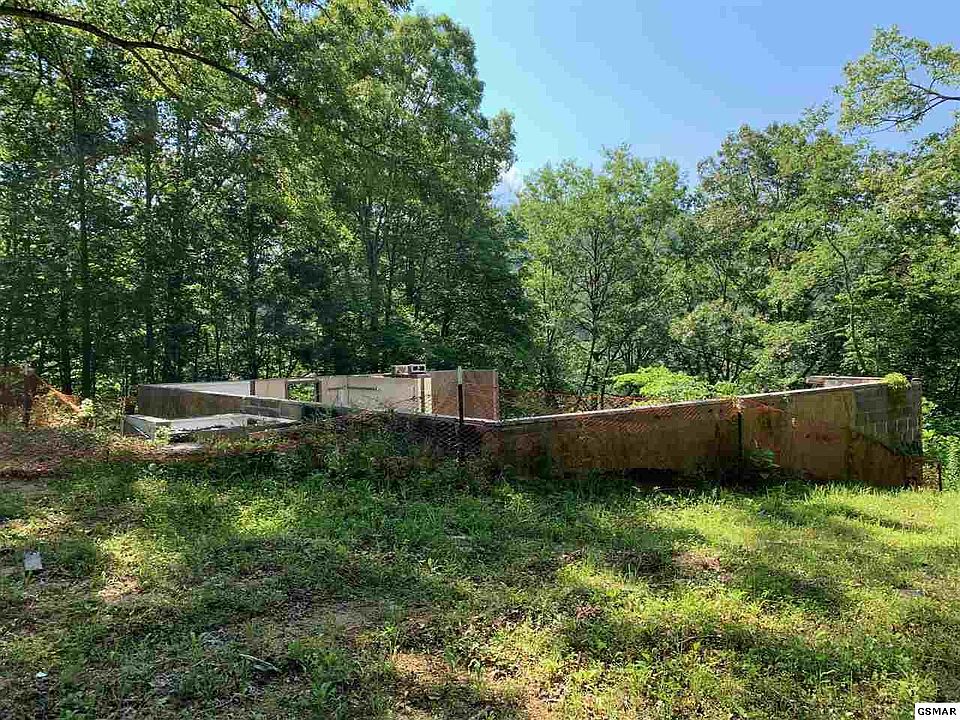 1st image of 4050 Chamberlain Ln