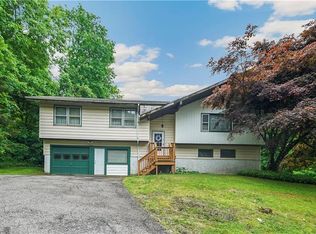 2 Cameron Rd, New Fairfield, CT 06812