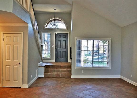 4th image of 4916 Hartwick Ct