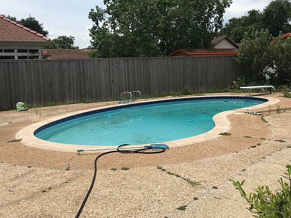 4th image of 10321 Deerfield Dr