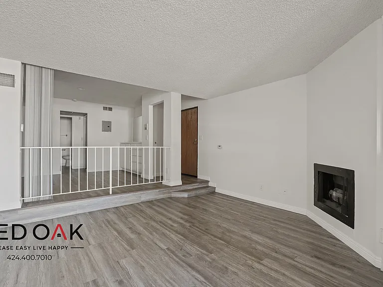 8309 Cedros Ave #105 — Photo 6