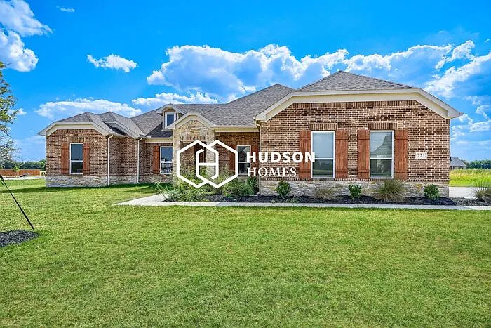 221 Olson Rd