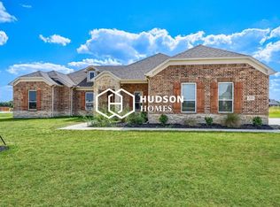 221 Olson Rd, Waxahachie, TX 75167
