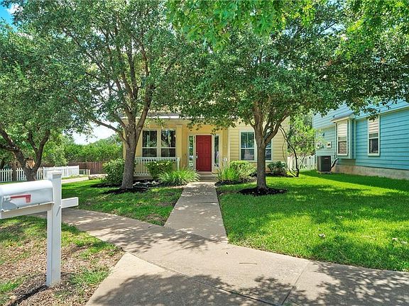 3rd image of 412 Bandstand Ln