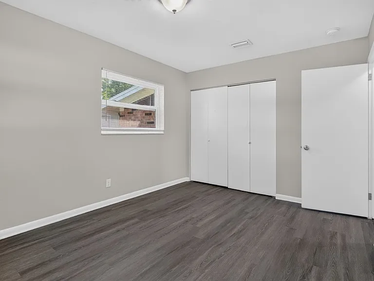 5503 Boeing Dr — Photo 16
