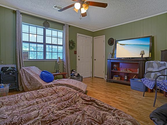 5th image of 52 Vest Ln