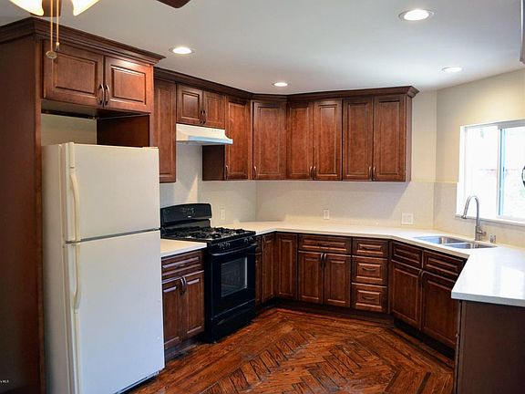 4th image of 3254 Prospect Ave