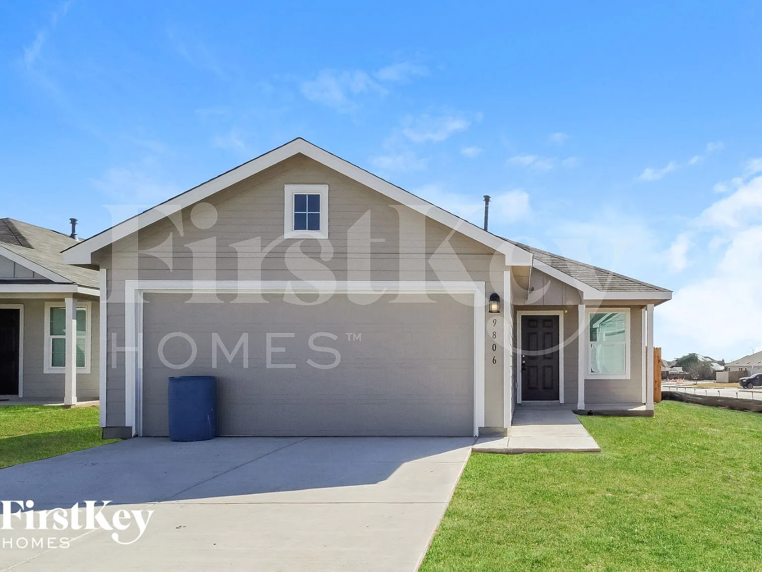 3 bed, 2.0 bath, 1440 sqft, $1,580 — Photo 1