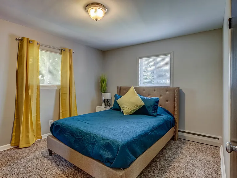 649 Maple Rd — Photo 12