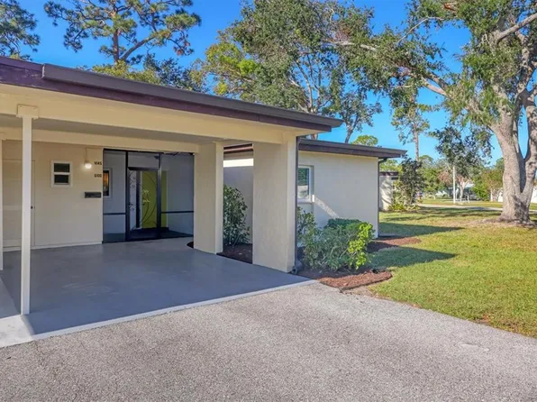 6100 Green View Dr #145, Sarasota, FL 34231