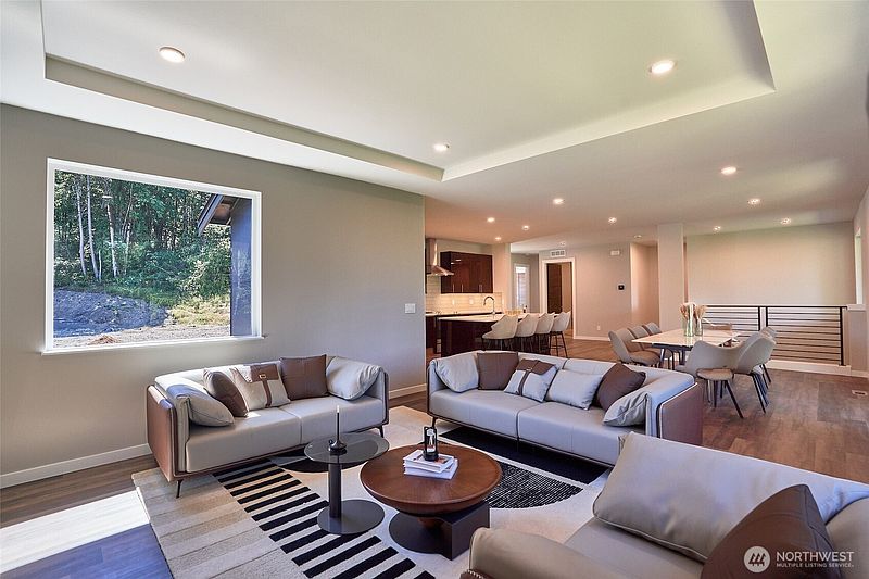 4th image of 14222 179th Street Ct E #26