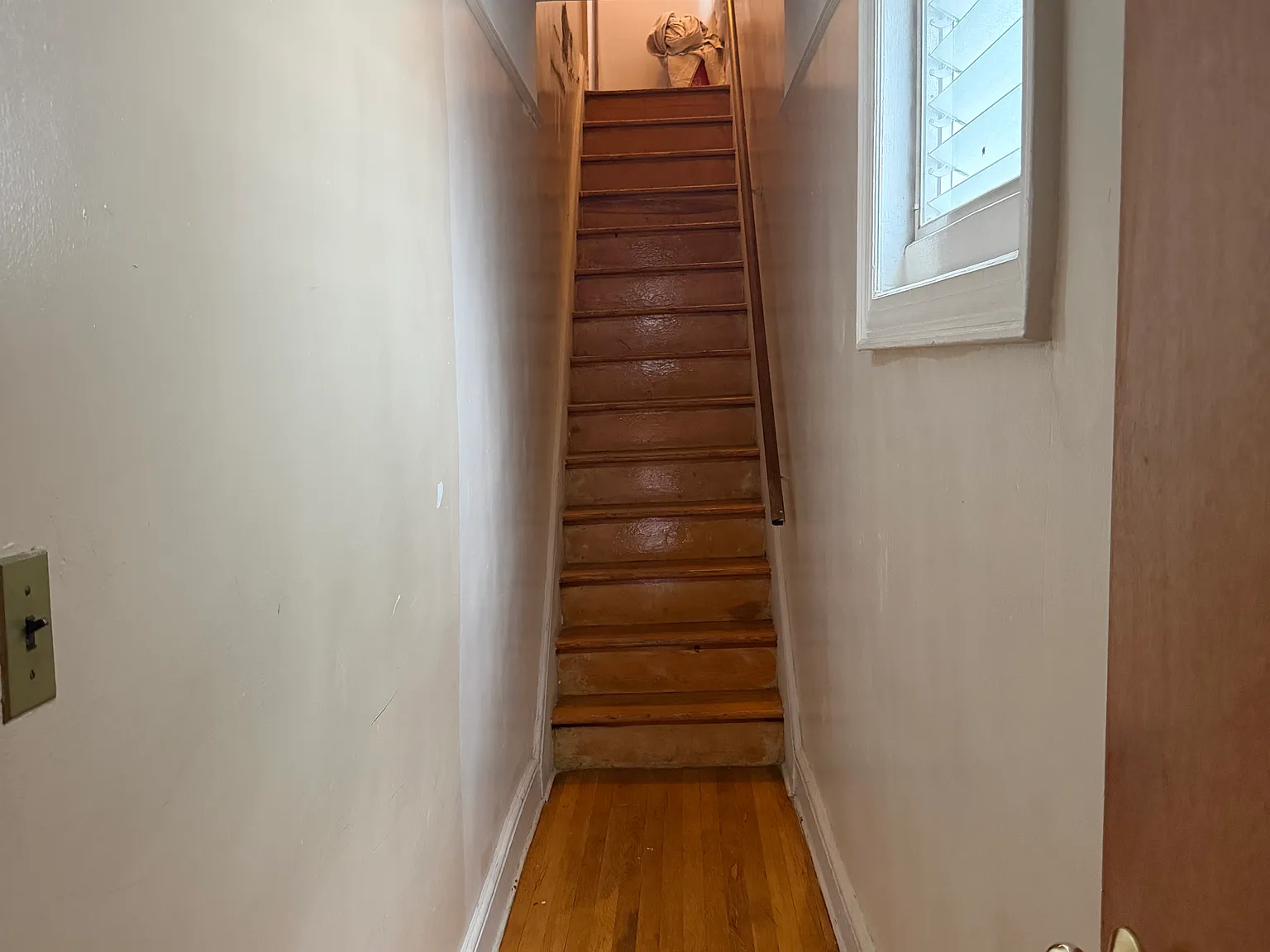 3 bed, 1100 sqft, $2,800 — Photo 3