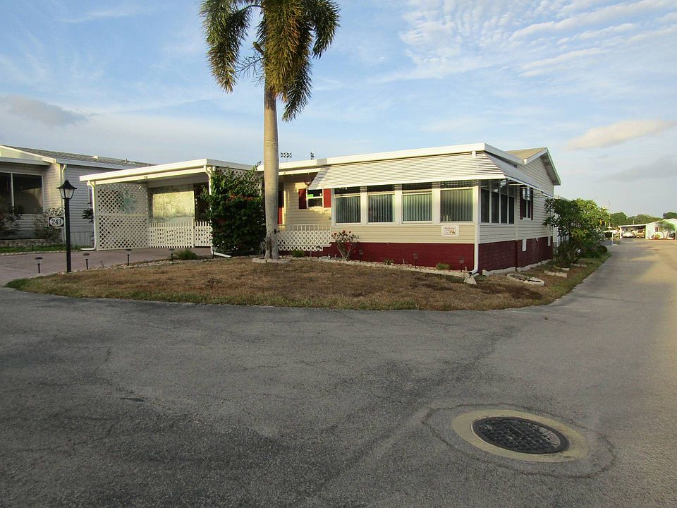 1st image of 1701 W Commerce Ave #243
