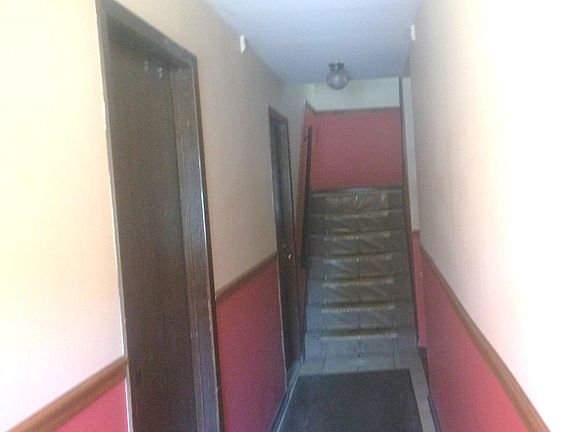3rd image of 15741 Thomas Ln APT 2BL