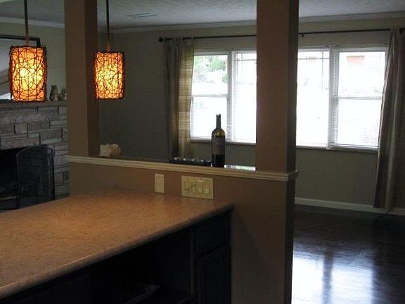 3rd image of 6434 Shetland Dr