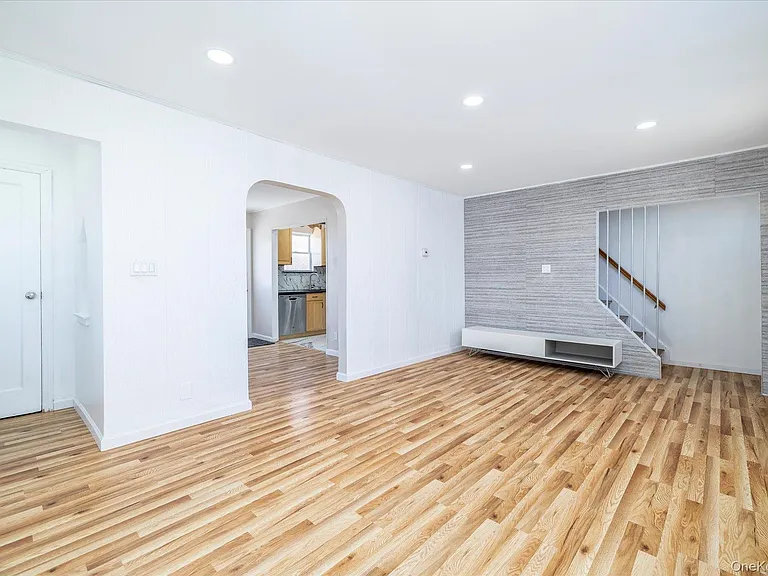 191 Raff Ave — Photo 11