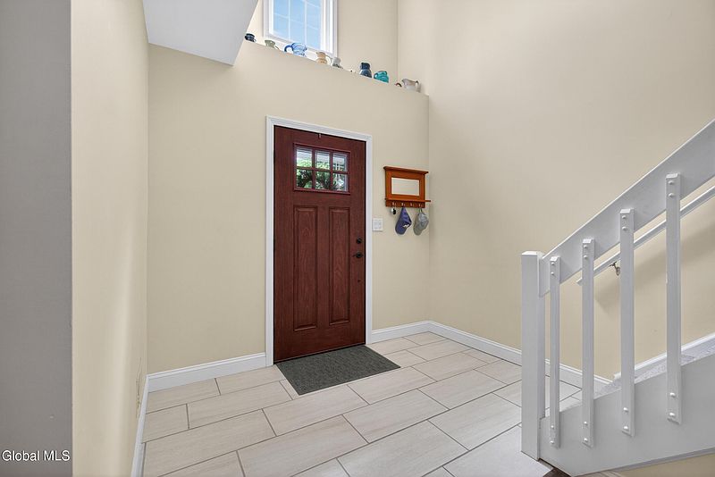 3rd image of 516 Elk Circle