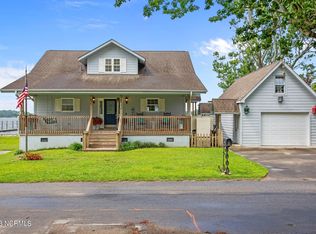 207 Front St, Bath, NC 27808