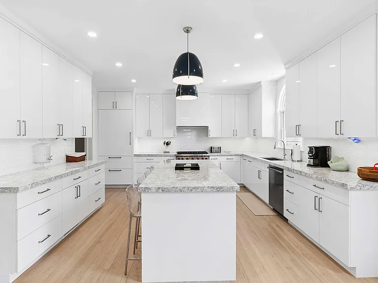 40 Wireless Way — Photo 10