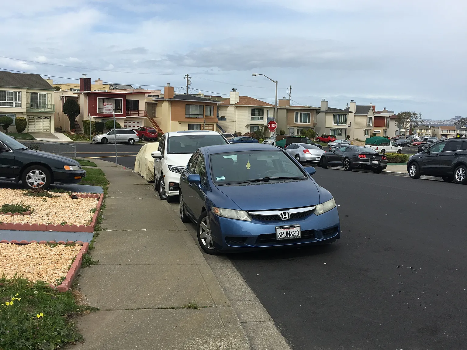 Edgemont Dr, Daly City — Photo 2