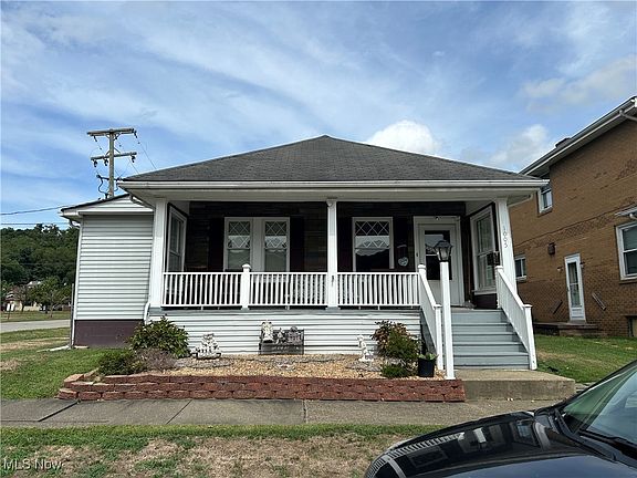 2nd image of 1005 2nd St