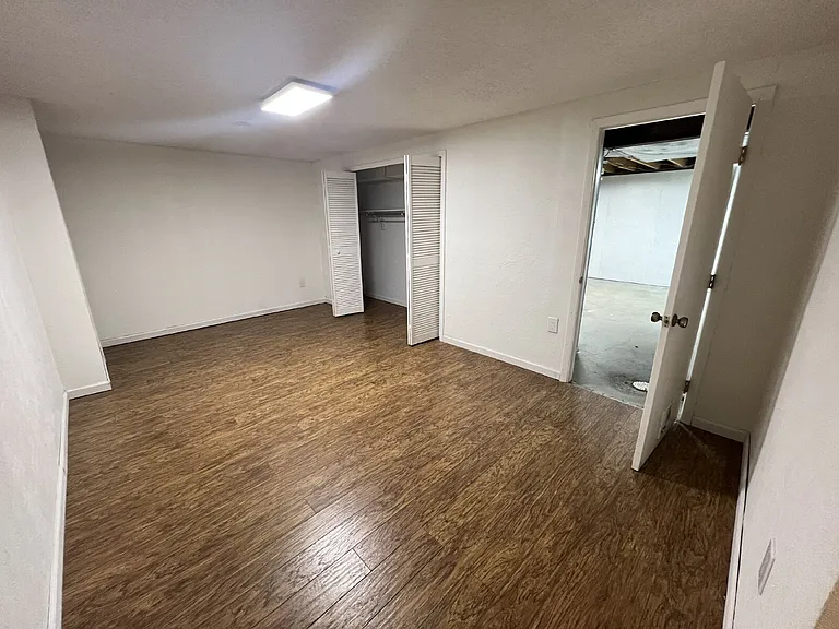 7052 E Briarwood Dr — Photo 46
