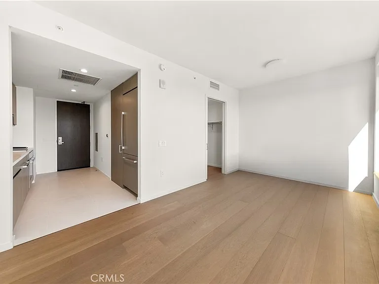 889 Francisco St #3305 — Photo 5
