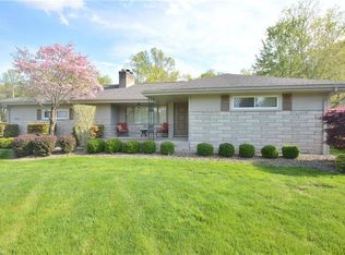 3805 McCarty Dr, Canfield, OH