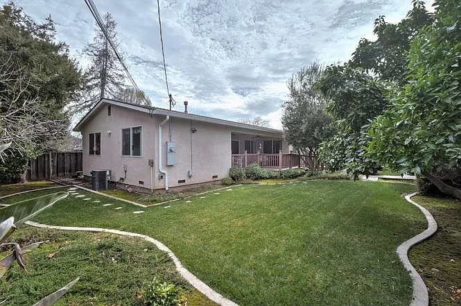 1103 W Latimer Ave #1 — Photo 10