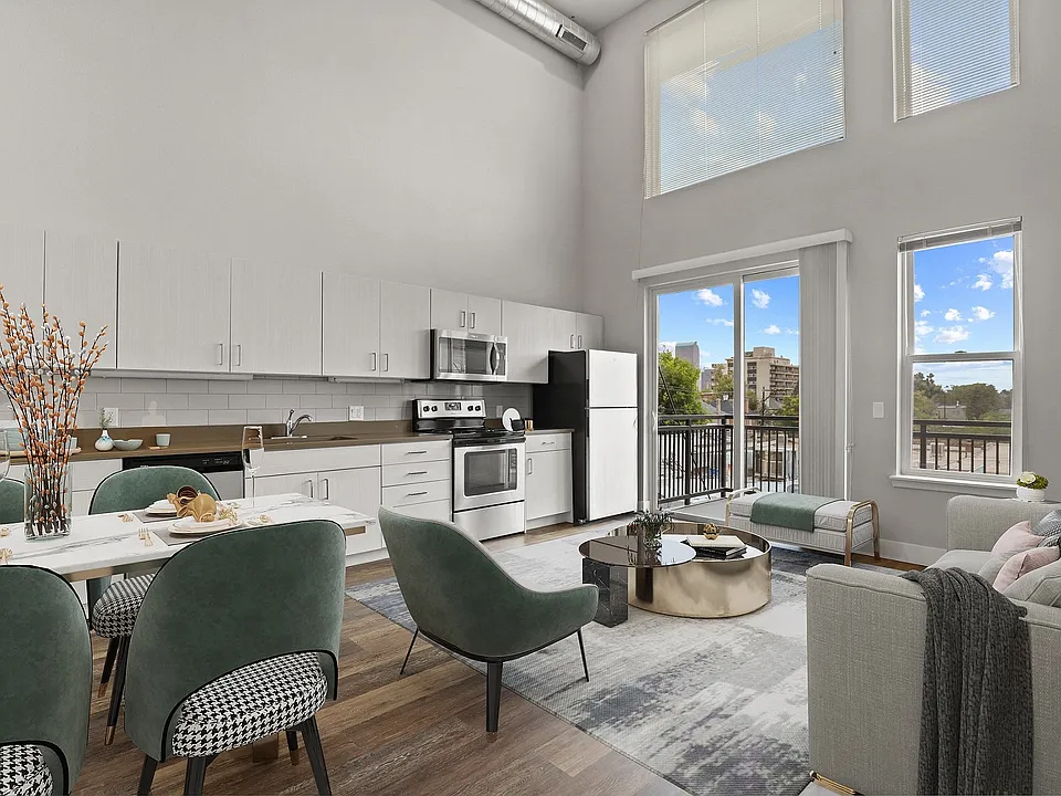 Jux Apartments