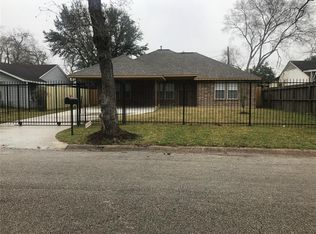 5427 Myrtlewood St, Houston, TX 77033