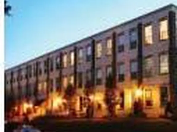 735 Washington St #204, Royersford, PA 19468