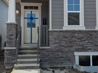 77 Yorkville Blvd SW, Calgary, AB T2X4K2