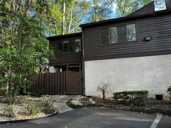 10431 Bigtree Cir W, Jacksonville, FL 32257