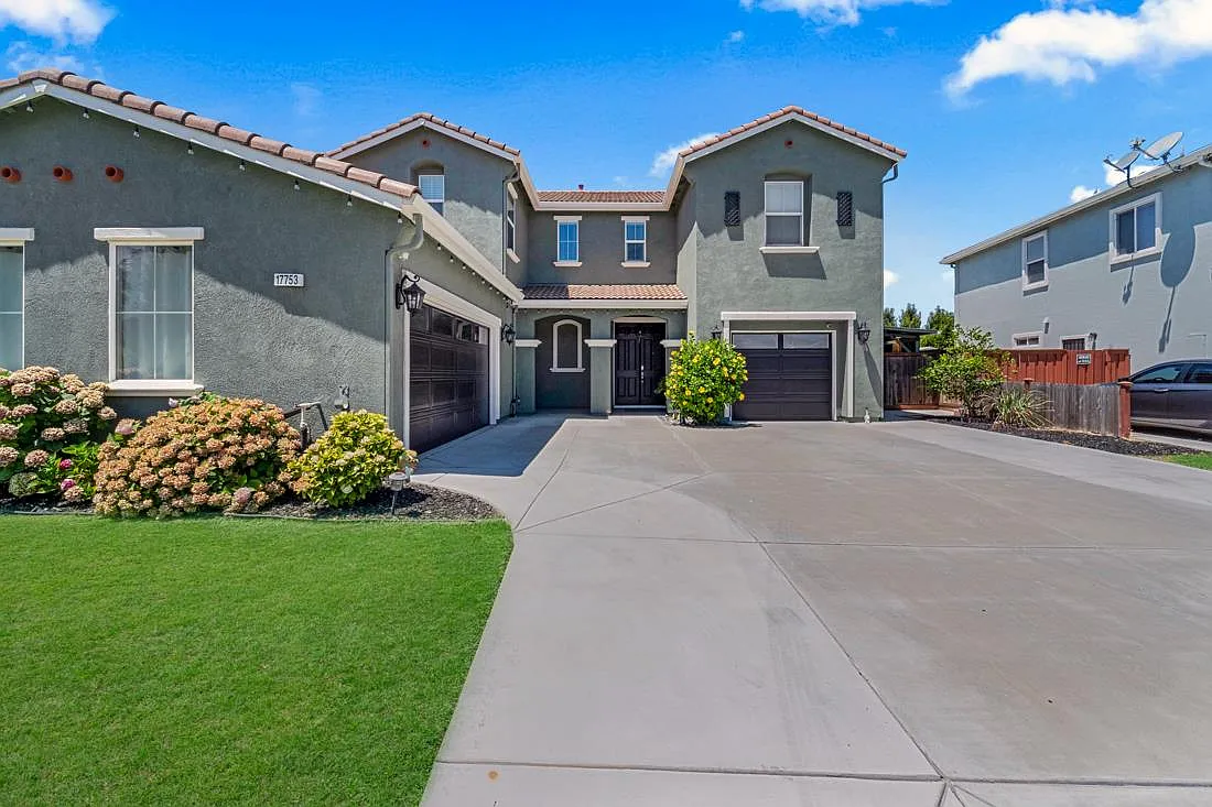 17753 Wheat Field St photo 1