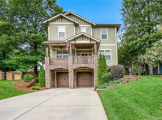 1721 Dearmon Dr, Charlotte, NC 28205
