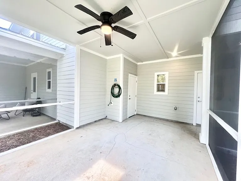 107 Date Palm Ln — Photo 20