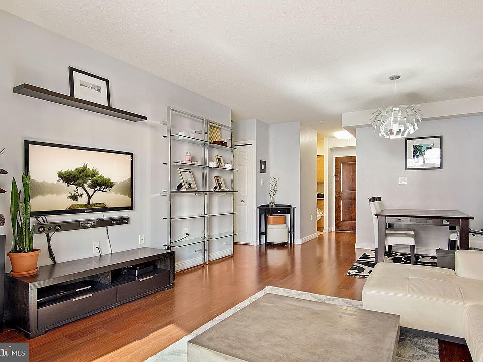 1st image of 4801 Fairmont Ave APT 213