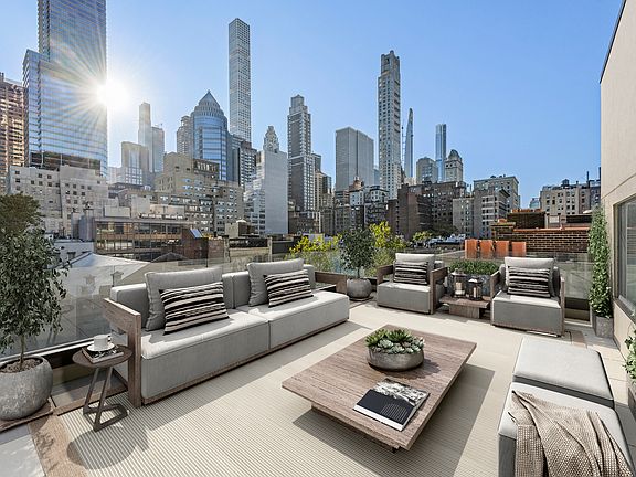 3rd image of 163 E 62nd St Penthouse A
