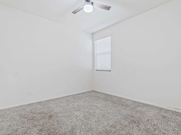 12486 N Reeves Pl — Photo 18