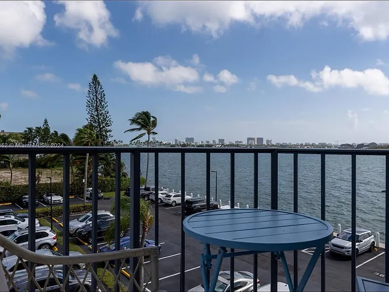 11930 N Bayshore Dr #302 — Photo 2